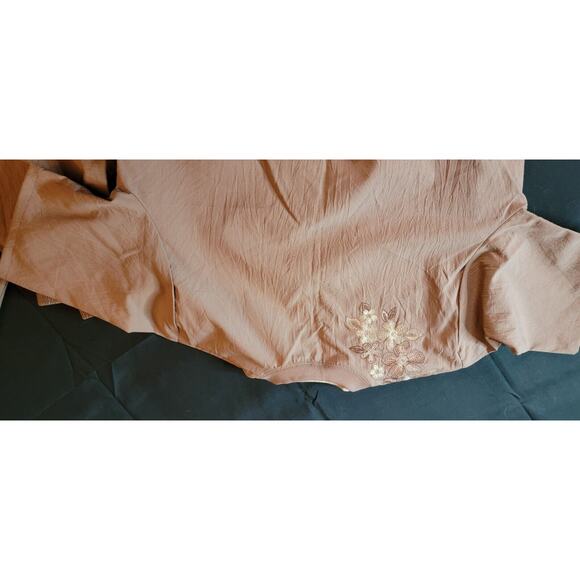 Bonworth 2 Piece Outfit Brown With Floral Embroidered Size Small, Top NWT - Picture 12 of 12